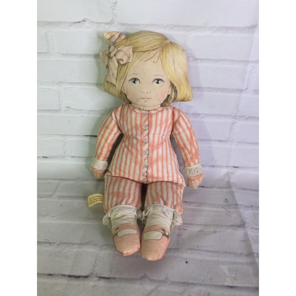 VTG 1984 Valerie Leonard The Toy Works Art Cloth Doll Blonde Blue Eyes Pajamas